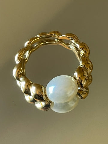 Pearl Twist Ring